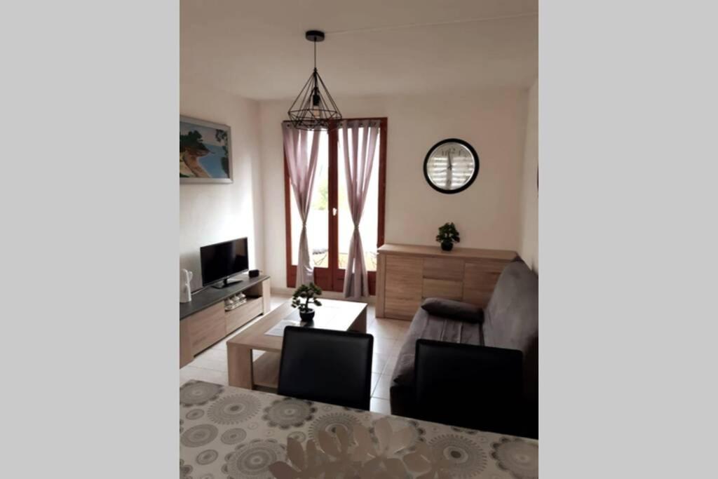 Appartement Calme Entre Terre Et Mer Proche Plage Fleury  Exterior photo